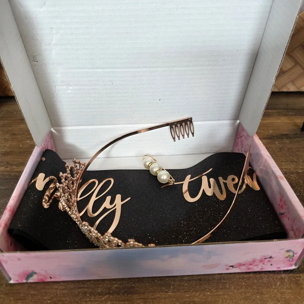 Rose Gold Metal Rhinestone Happy 21st Birthday‎ Princess Tiara Sash Party Outfit